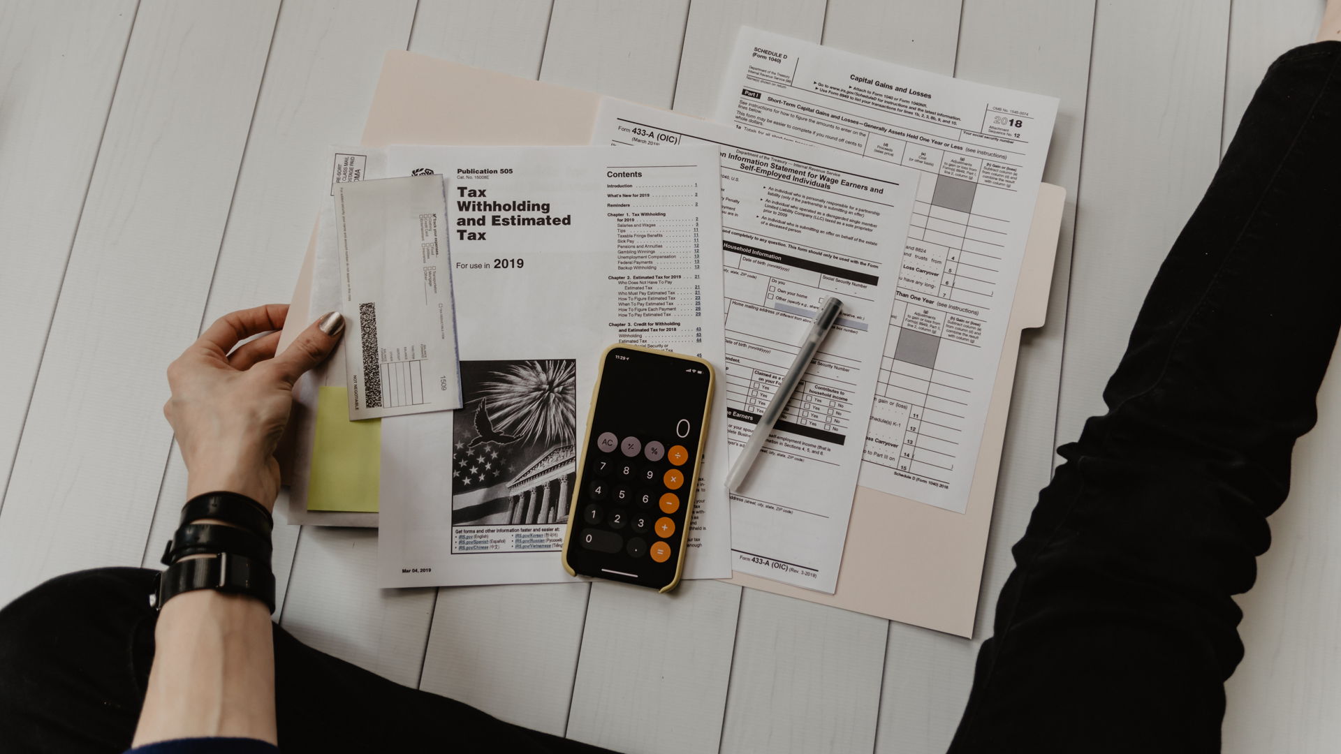 Why Your Small Business Should Consider Hiring a Professional Tax Consultant