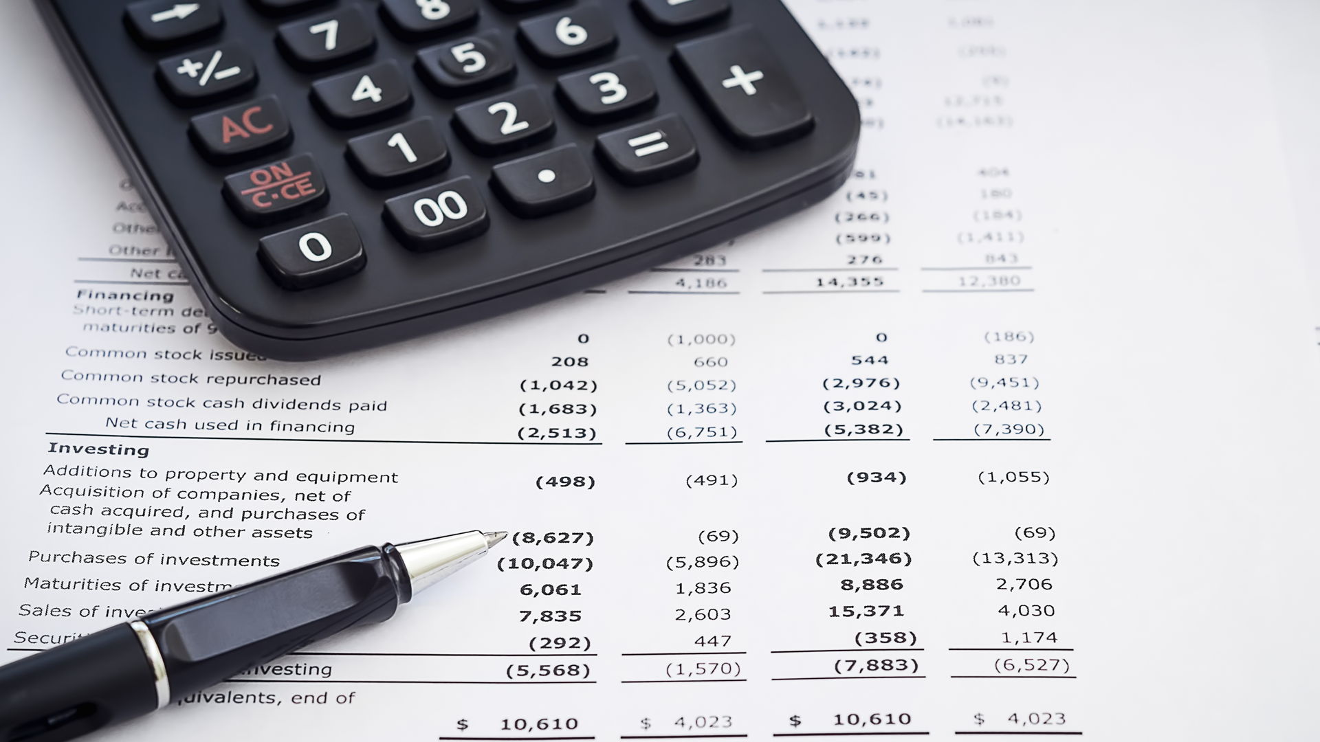 The Difference Between Bookkeeping and Accounting